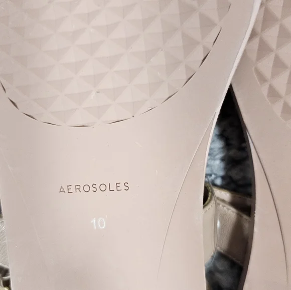 AEROSOLES 10 M Leather Sandals - Picture 3 of 8